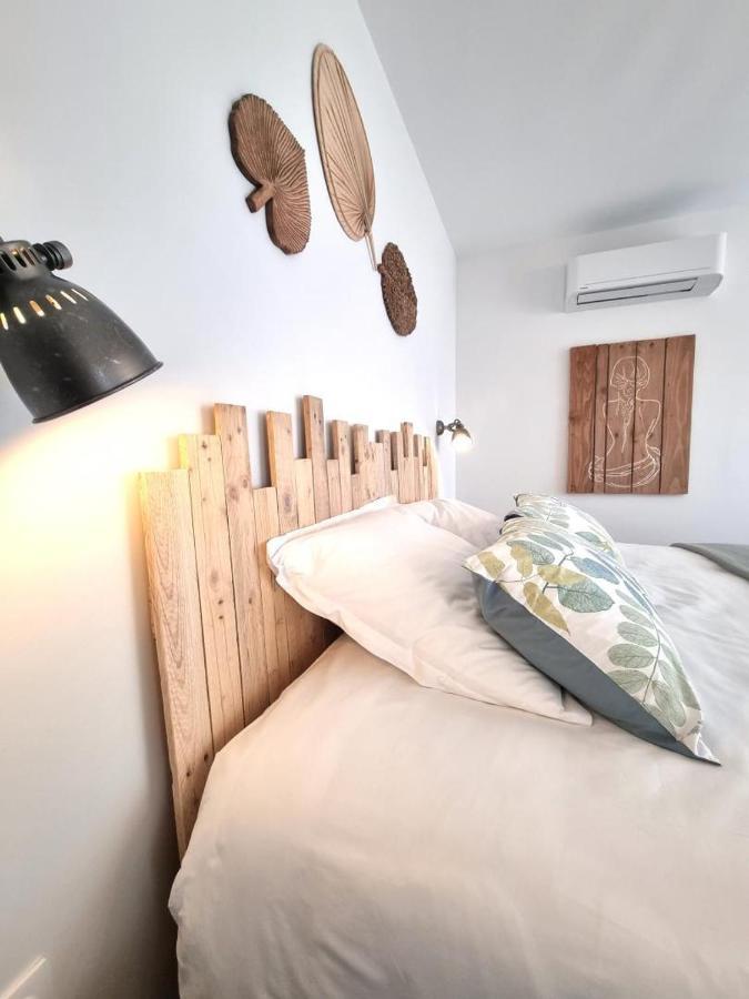 Boisset-lès-Montrond La Cle Des Chaumes B&B 외부 사진