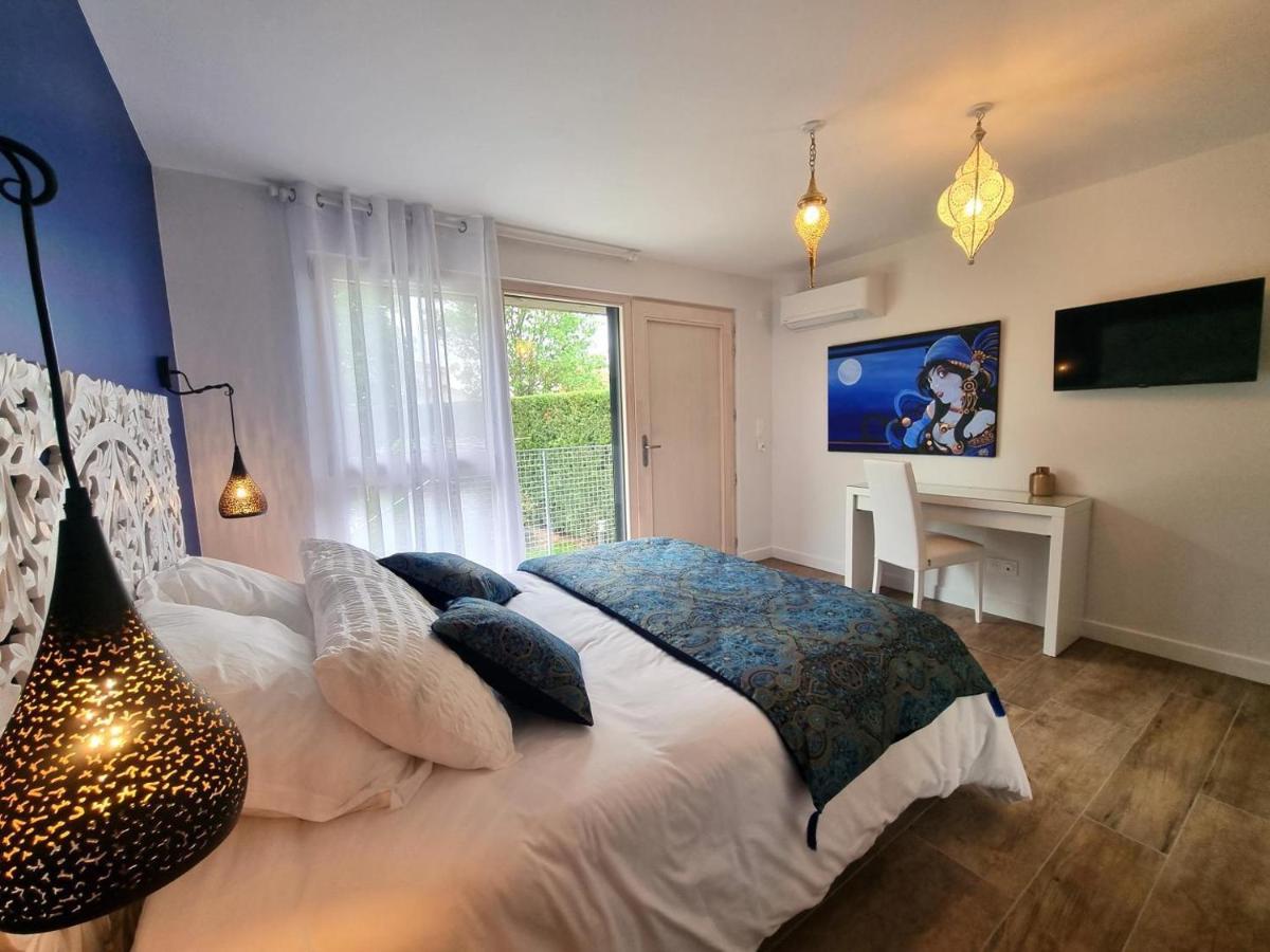 Boisset-lès-Montrond La Cle Des Chaumes B&B 외부 사진