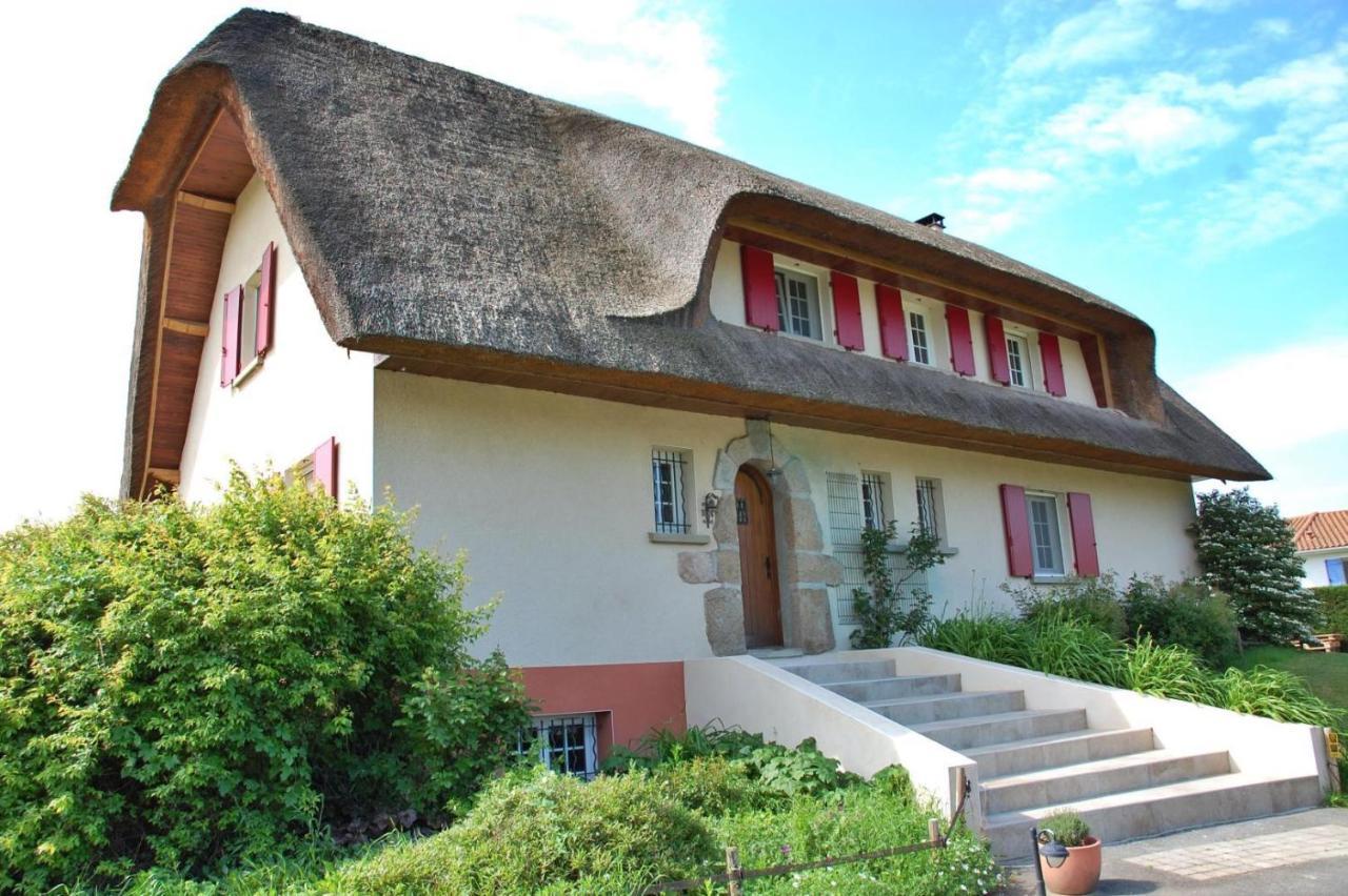 Boisset-lès-Montrond La Cle Des Chaumes B&B 외부 사진